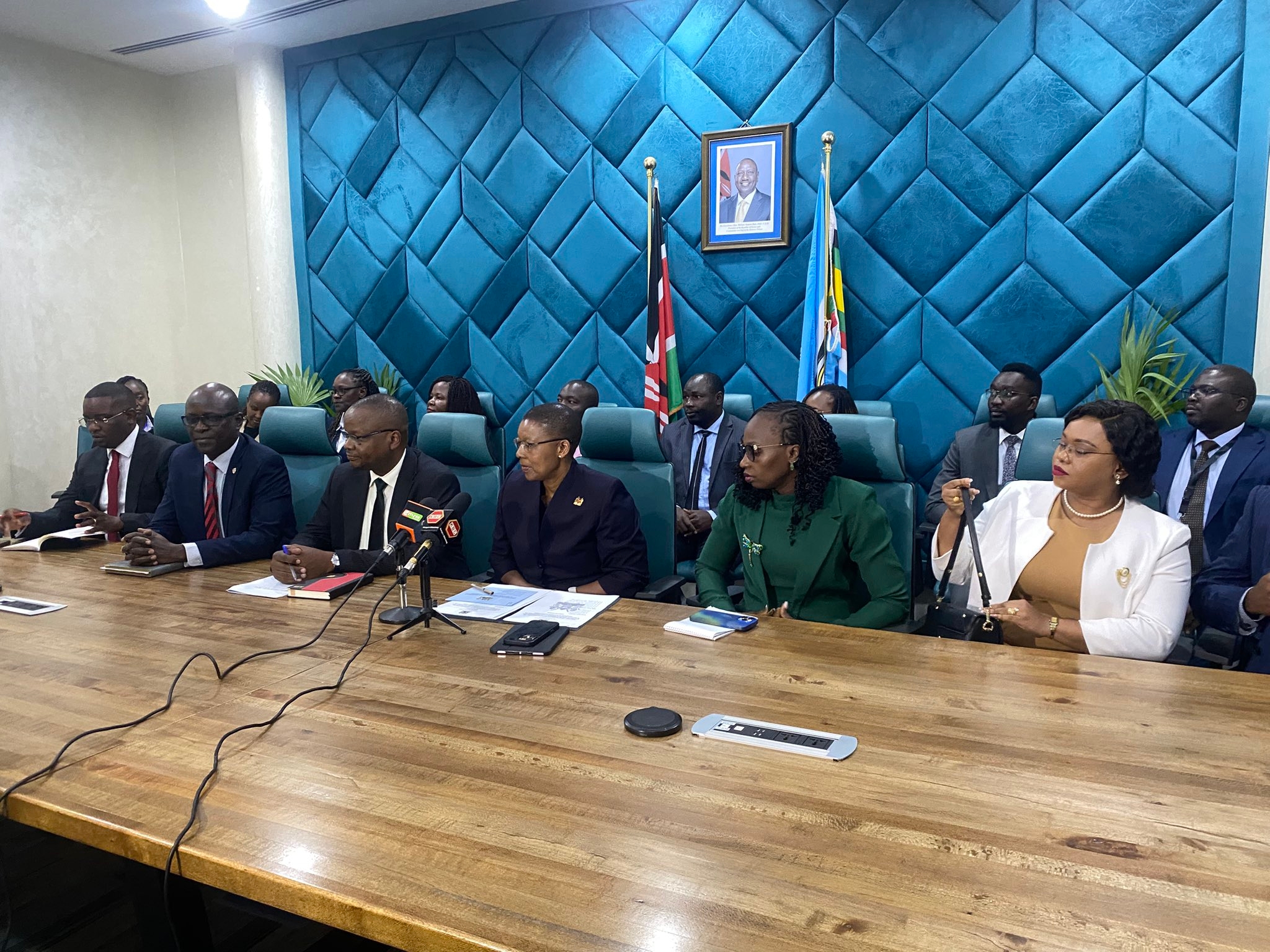 AG affirms custody of Public Seal