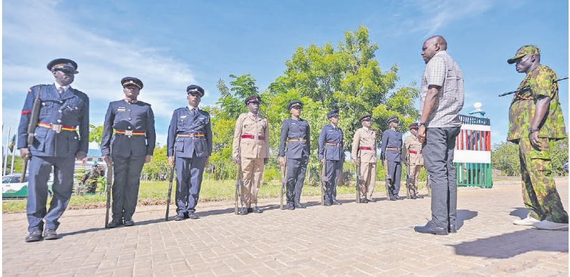 Budget cuts hit hard police, teachers’ recruitment