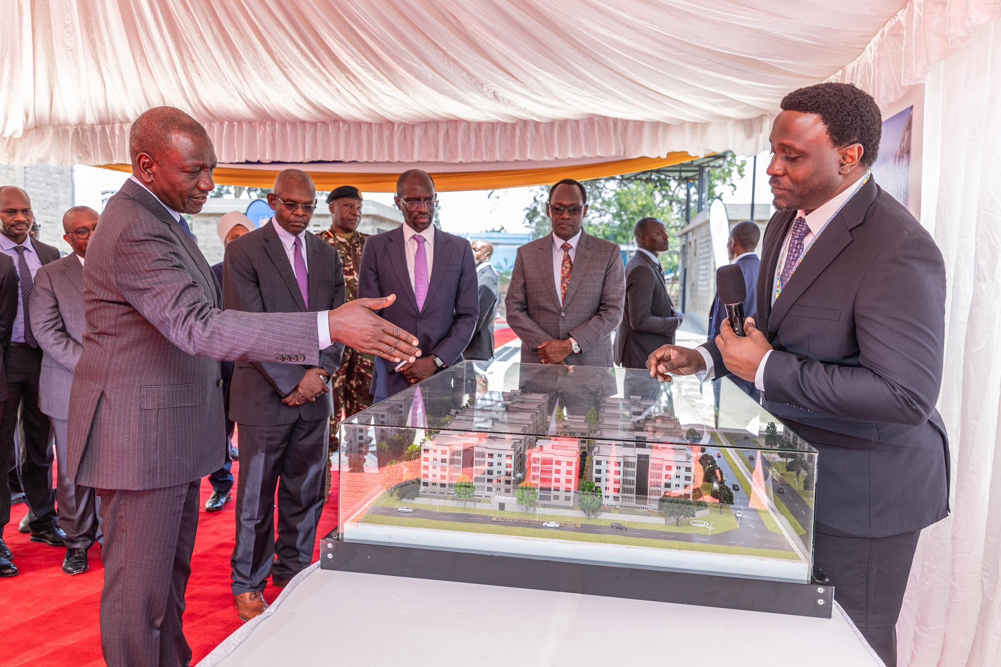 [PHOTOS] Ruto opens CBK Police Housing Complex