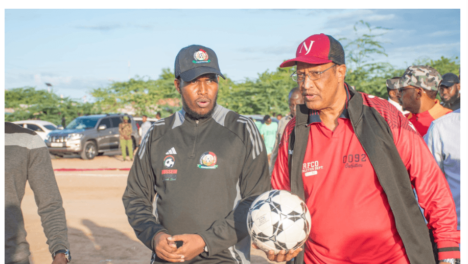 Stay away from drugs and crime least you destroy your lives - Governor Jama to Garissa Youth