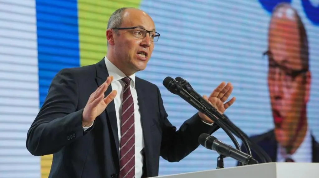 Ukrainian politician Andriy Parubiy shot dead in Lviv