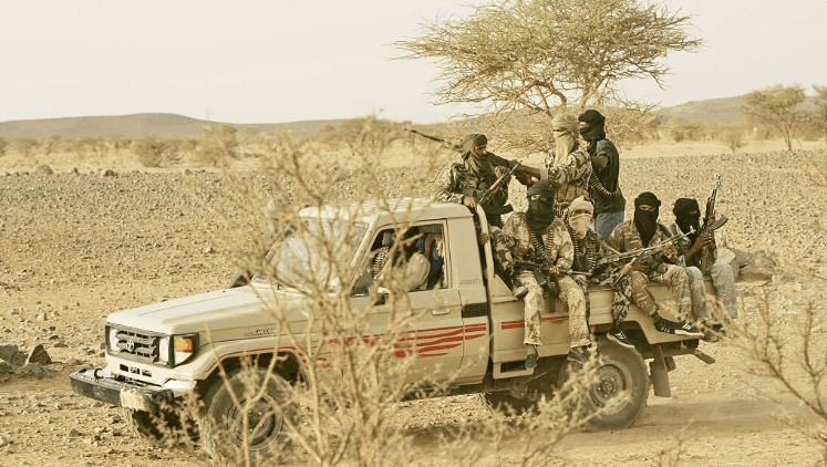 Trucks set ablaze as militants block key Senegal-Mali trade route
