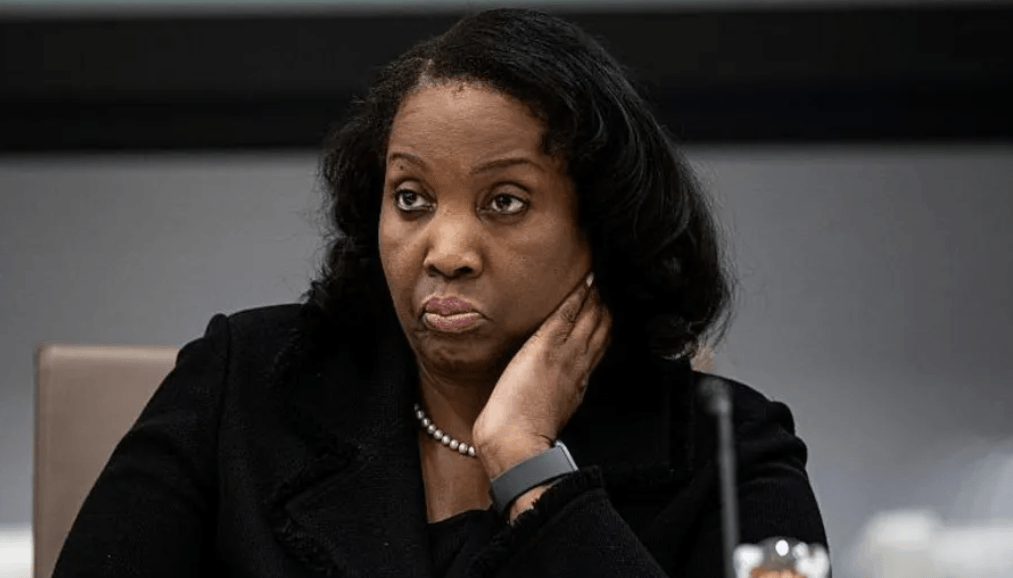 Judge temporarily blocks Trump from firing Fed Governor