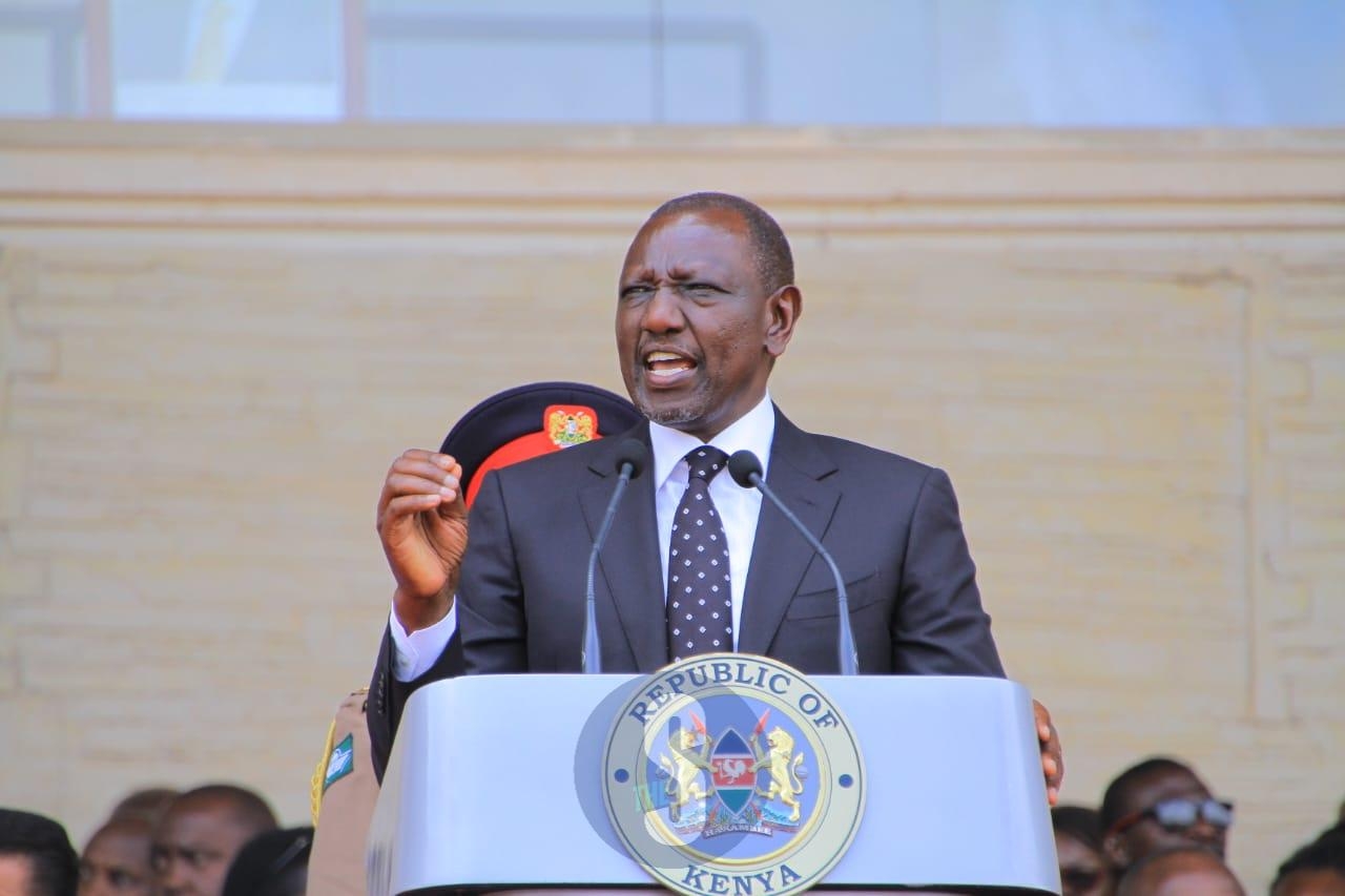 Ruto moves mourners with Raila’s favourite song