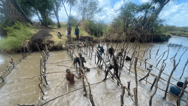 Trouble in the Delta as ocean tides push salty water into River Tana