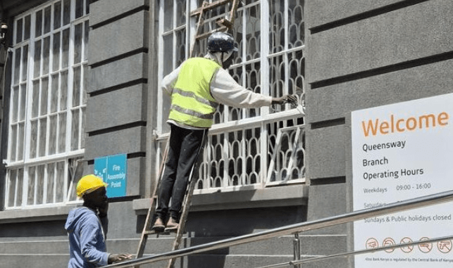 City Hall flags 158 buildings for non-compliance in ongoing repainting crackdown