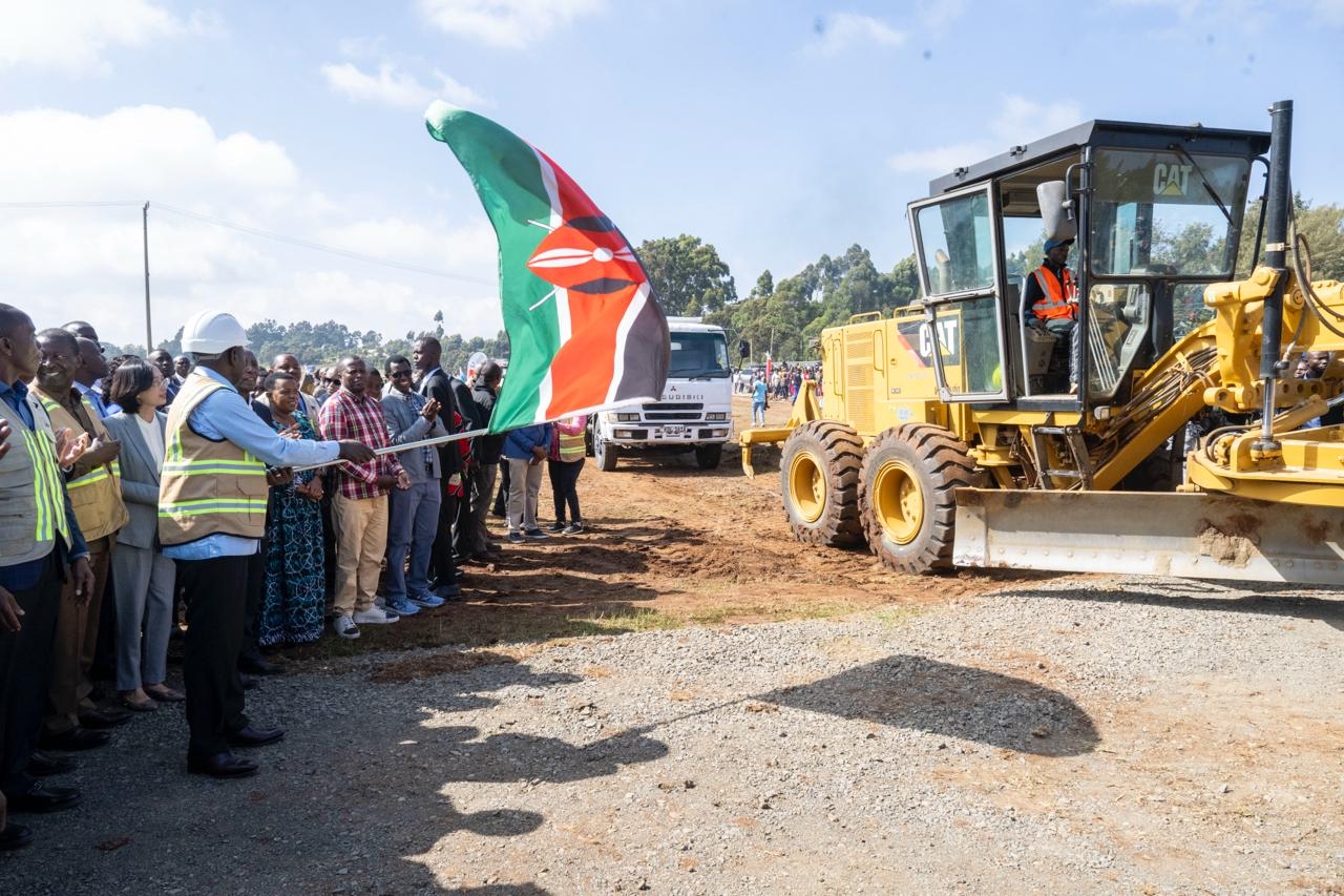 [PHOTOS] Ruto launches Rironi-Mau Summit road