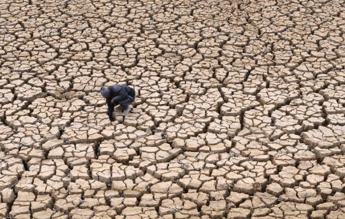 Brace yourself for hot and drier December – experts