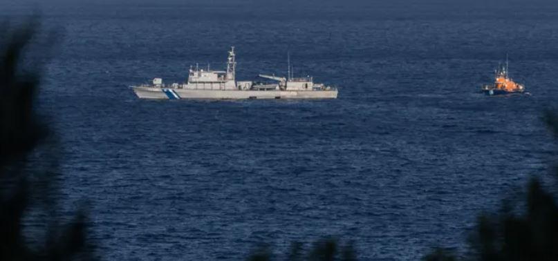 8 migrants including children drown off Greece