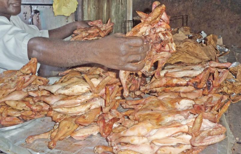 Chicken sold in Nairobi carrying drug-resistant bacteria - study