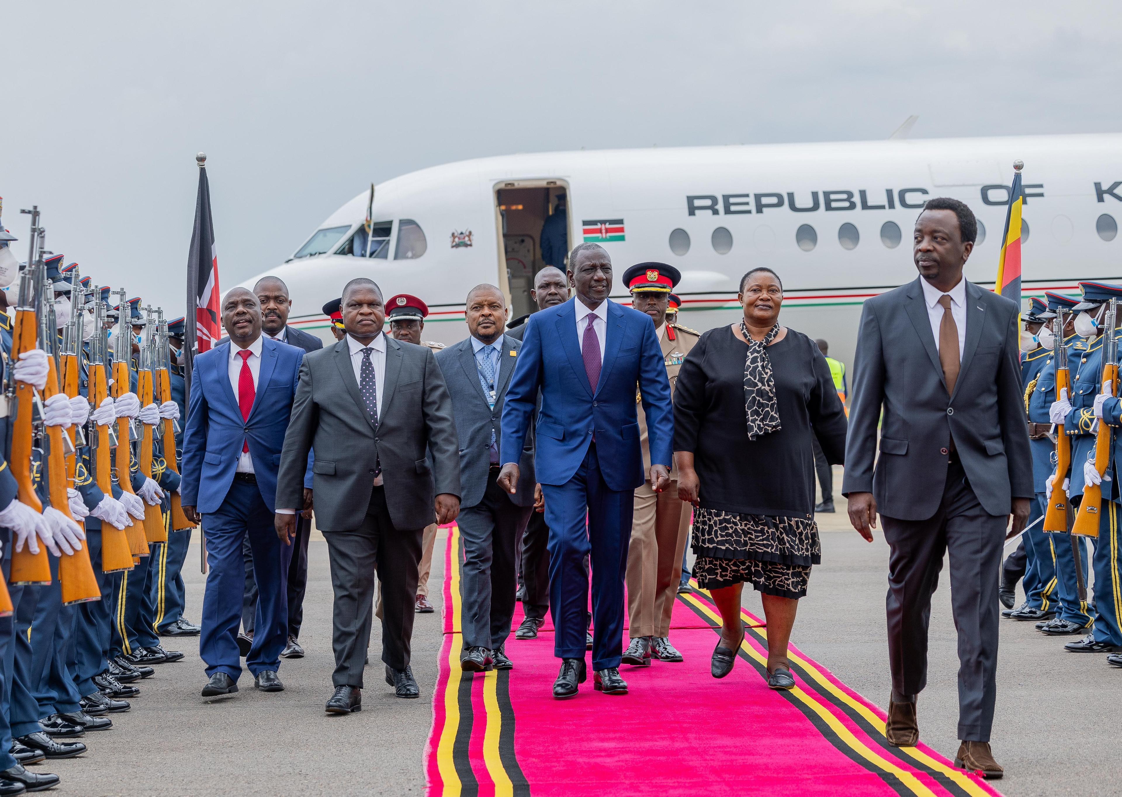 [PHOTOS] Ruto arrives in Uganda for AU summit