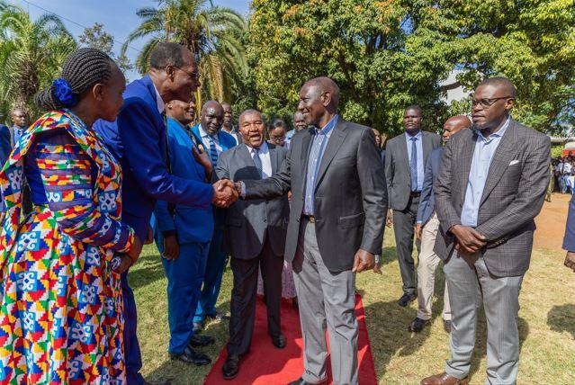 [PHOTOS] Ruto attends church in Dagoretti North