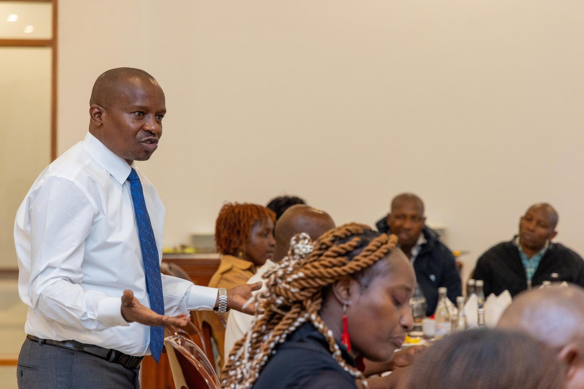 [PHOTOS] Kindiki hosts city traders at Karen residence