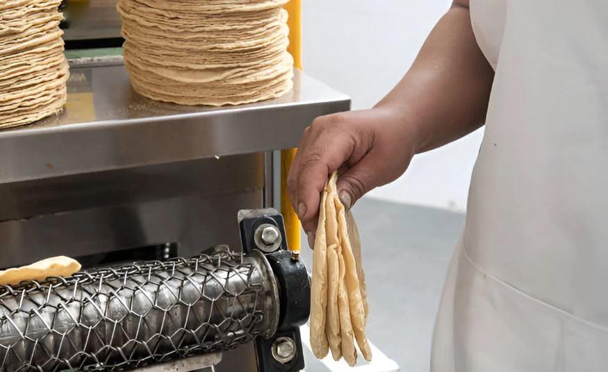 EXPLAINER: How chapati making machines work