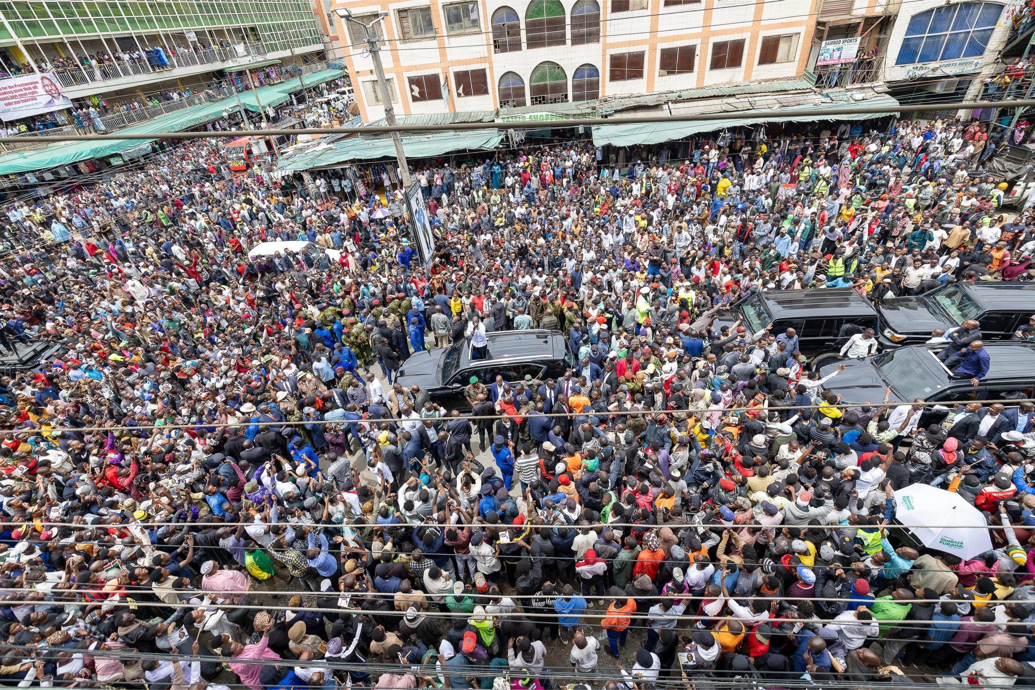 [PHOTOS] Scenes in Eastleigh as Ruto, Kindiki make stopover