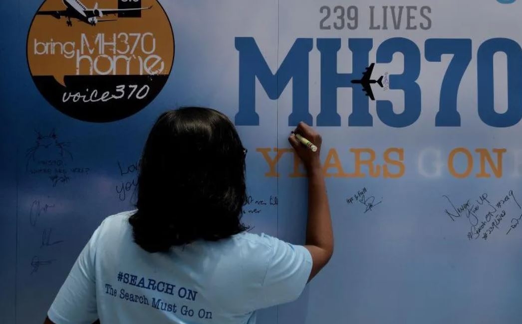 Search for long-missing Malaysia Airlines flight MH370 to resume